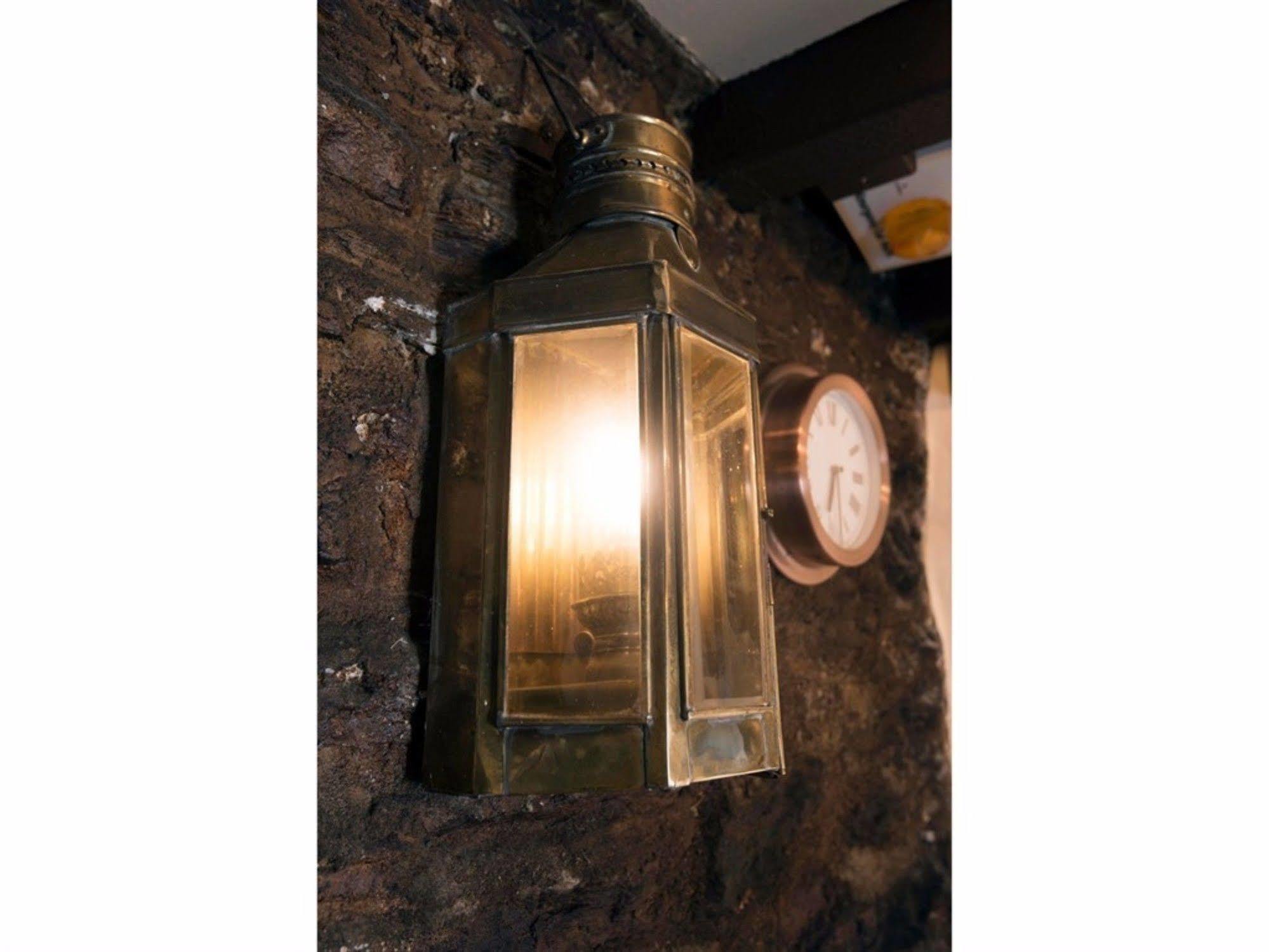 The Dolphin Inn 킹스브리지 외부 사진